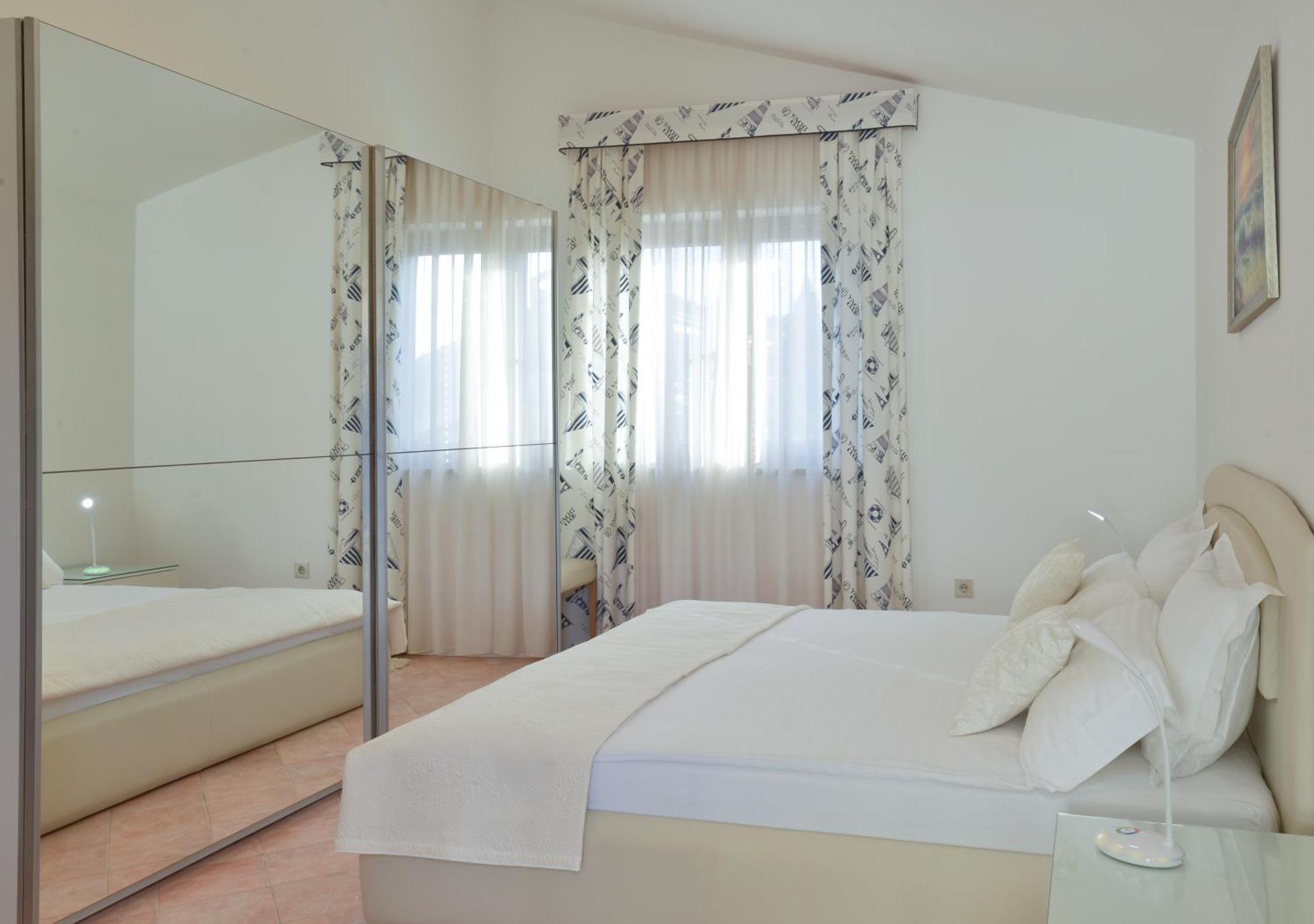 Apartments Villa Rosi Umag Quarto foto